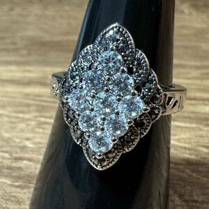 Elegant Silver Crystal Ring